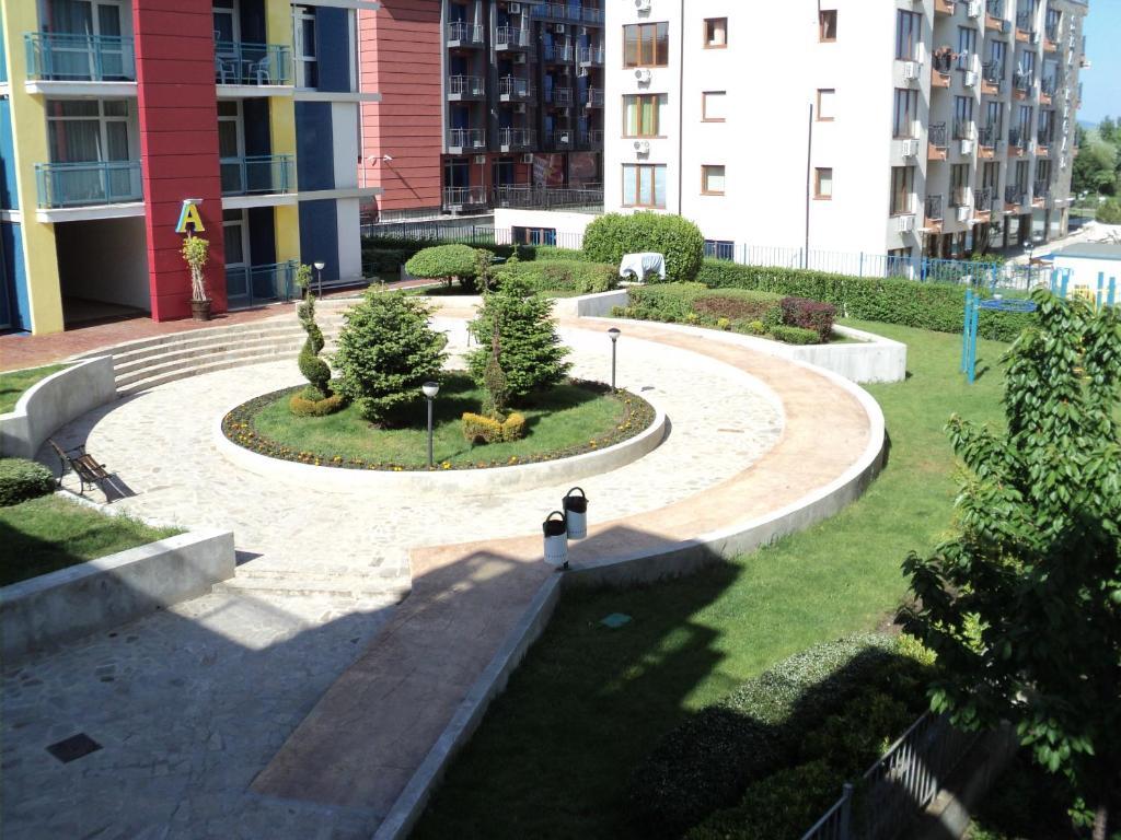 Elit 4 Apartments Солнечный берег Экстерьер фото